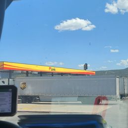 Beautiful day next to the fuel isle Beautiful day next to the fuel isle