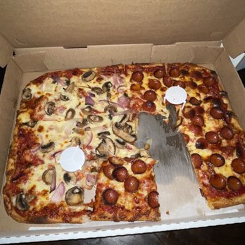 Macy's Place - 1/2 onions and mushrooms 1/2 pep - Pizza Near Me - Buffalo, New York Macy's Place - 1/2 onions and mushrooms 1/2 pep - Pizza Near Me - Buffalo, New York