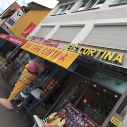 Eis Cortina - Best place to get ice cream in the downtown area of Stuttgart-Möhringen.