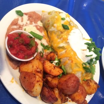 Mrs. Olson's Coffee Hut - Breakfast Burrito w/ beans & potato - American Near Me - Oxnard, California