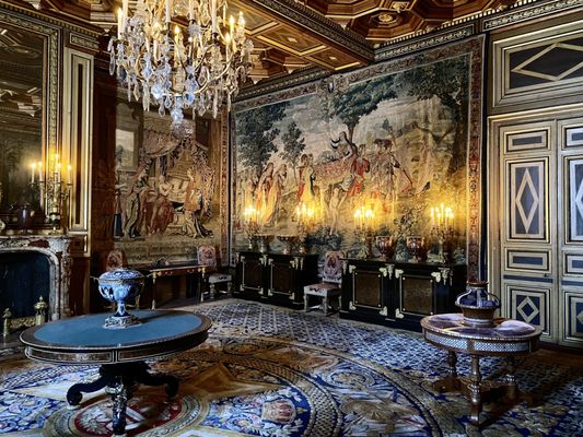 Château de Fontainebleau by null