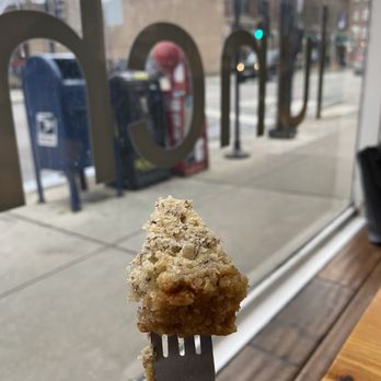 Esencia Urban Kitchen - Banana bread - Cafes Near Me - Chicago, Illinois Esencia Urban Kitchen - Banana bread - Cafes Near Me - Chicago, Illinois