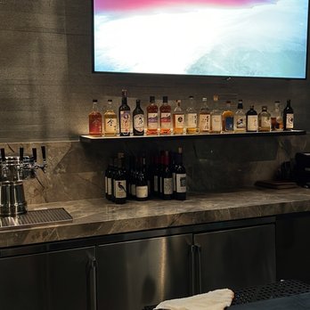 Adrestia - Japanese whiskey in the bar - New American Near Me - Sunnyvale, California