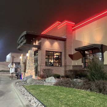 LongHorn Steakhouse - outside - Steakhouses Near Me - Norridge, Illinois