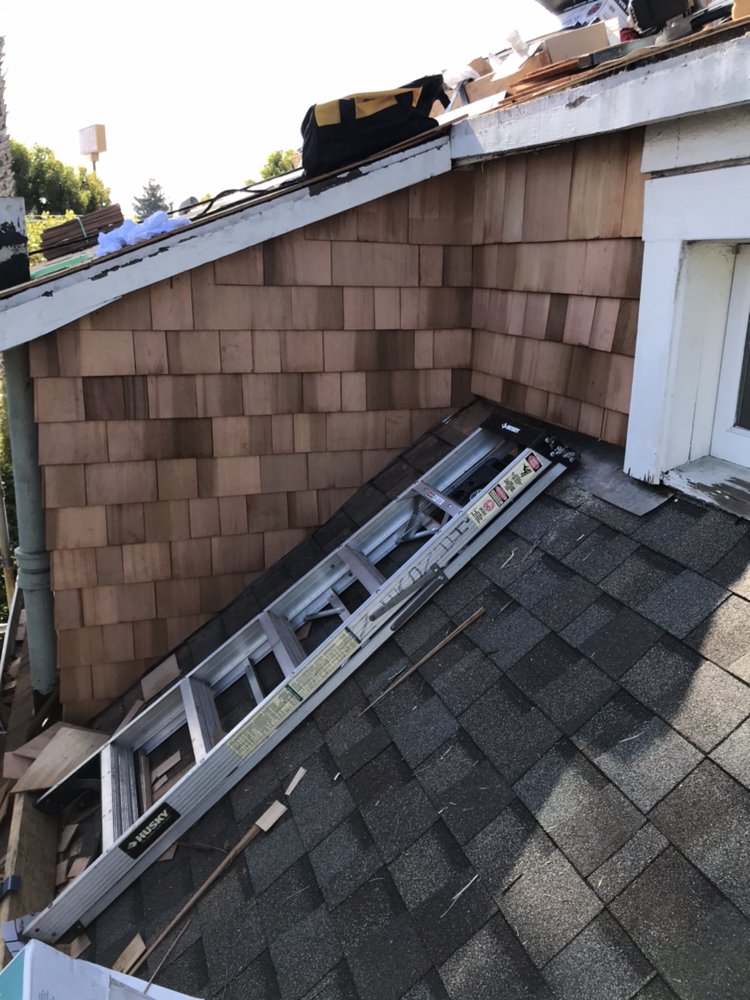 Slide of Jesus Lara & Sons Roofing