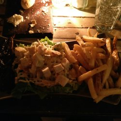 Forest Dan - Bondiola con salsa BBQ, César y fritas.