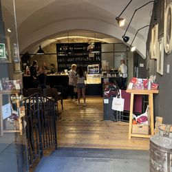 Il Battistero - interior of coffee shop