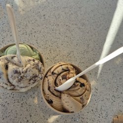 Mom & Pop's - Matcha/Cookie dough and Latte da