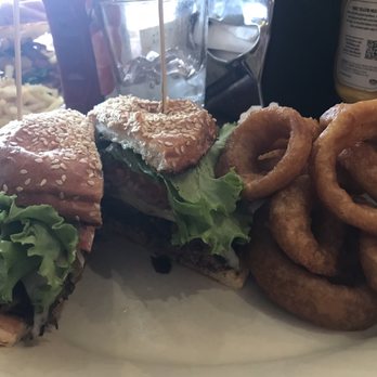 Diamondback Grill - Mushroom Swiss Hamburger with onion rings - Wine Bars Near Me - Sonora, California Diamondback Grill - Mushroom Swiss Hamburger with onion rings - Wine Bars Near Me - Sonora, California