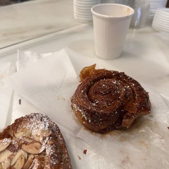 Reunion Bread - Golfeado Aka Venezuelan Sticky Bun, Almond Croissant - Bakeries Near Me - Denver, Colorado