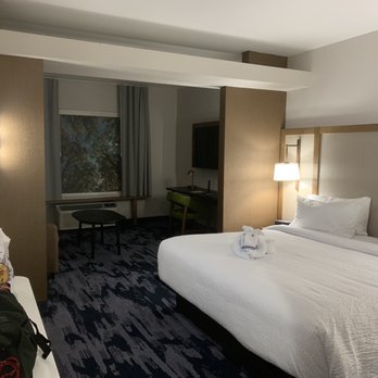 Fairfield by Marriott Inn & Suites Ontario Rancho Cucamonga - King Bed - Hotels Near Me - Rancho Cucamonga, California