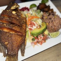 Lempira Restaurant - Central Ave