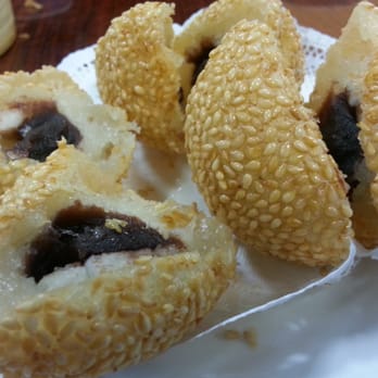 Dim Sum King - Sesame ball with black bean. Freshly made. It was piping-crispy hot. :p - Dim Sum Near Me - Daly City, California Dim Sum King - Sesame ball with black bean. Freshly made. It was piping-crispy hot. :p - Dim Sum Near Me - Daly City, California