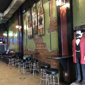 Cutters Pub - Inside - Pubs Near Me - Athens, Georgia Cutters Pub - Inside - Pubs Near Me - Athens, Georgia