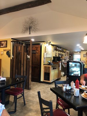 Creek House Diner by null