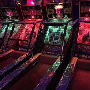 Full Circle Bar - Free Skee-ball on Wednesday and Thursday. - Bars Near Me - Austin, Texas Full Circle Bar - Free Skee-ball on Wednesday and Thursday. - Bars Near Me - Austin, Texas