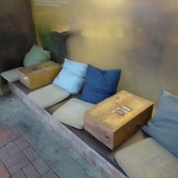 The Coffee Academics - Lounge Seating