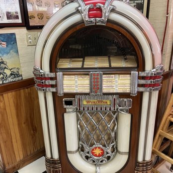 Bantam Chef - Jukebox - Fast Food Near Me - Chesnee, South Carolina