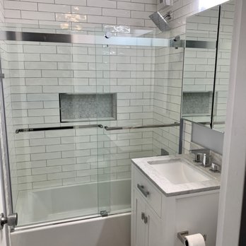 Mako Renovation - Finished bathroom - General Contractors Near Me - Chicago, Illinois