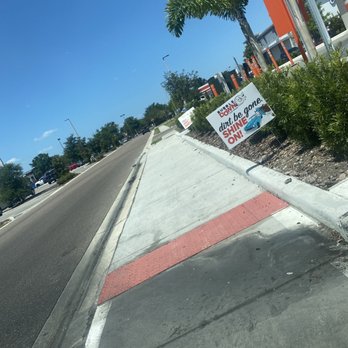 Bubble Down Car Wash - Car Wash Near Me - Riverview, Florida