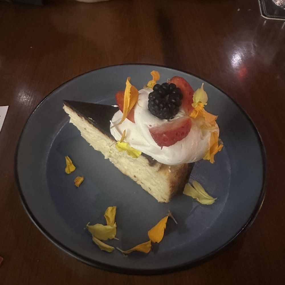 Beso - Basque Cheesecake - Cocktail Bars Near Me - Sarasota, Florida