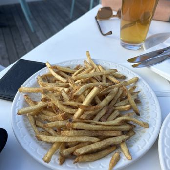Oak Parker - Fries - Cocktail Bars Near Me - Oak Park, Michigan Oak Parker - Fries - Cocktail Bars Near Me - Oak Park, Michigan