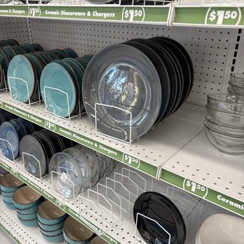 Dollar Tree - Discount Store Near Me - Burbank, California