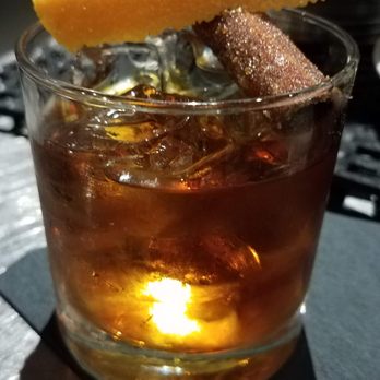 Gunshow - Toasted old fashioned wiht cinnamon stick - New American Near Me - Atlanta, Georgia Gunshow - Toasted old fashioned wiht cinnamon stick - New American Near Me - Atlanta, Georgia