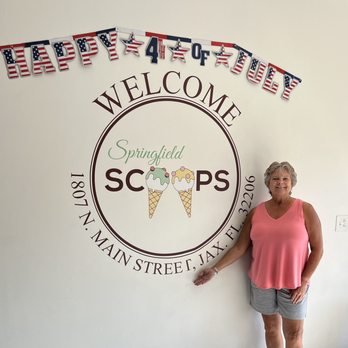 Springfield Scoops - Indoor Wall - Ice Cream & Frozen Yogurt Near Me - Jacksonville, Florida