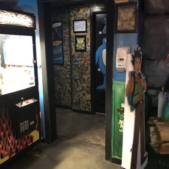 Replay Lincoln Park - Bathroom in the back room - Arcades Near Me - Chicago, Illinois Replay Lincoln Park - Bathroom in the back room - Arcades Near Me - Chicago, Illinois