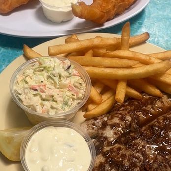 Hook, Line & Sinker - Seafood Near Me - Oxnard, California