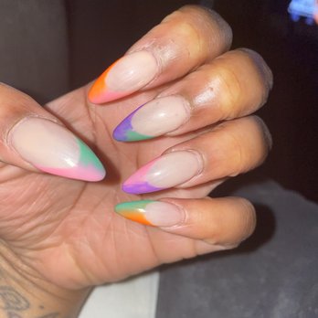 Trishy's Spatique - Left hand.... - Nail Salons Near Me - Houston, Texas Trishy's Spatique - Left hand.... - Nail Salons Near Me - Houston, Texas