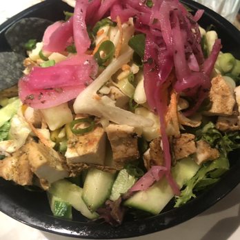 3 Amigos - salad - Mexican Near Me - Laval, Quebec