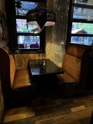 Diablo & Sons Saloon by null