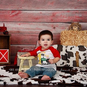 Aries 70 Studio - Session Photography Near Me - Glendale, Arizona