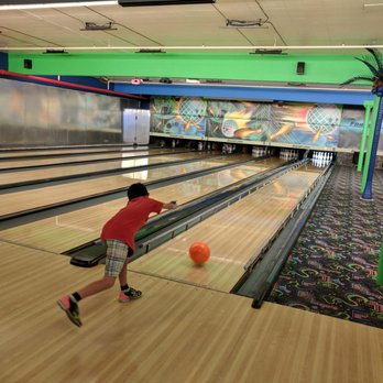 Emerald Lanes - Having summer kids bowl free fun here. - Bowling Near Me - Boise, Idaho