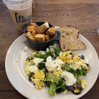 Fàme Caffe - Veggie scramble - Coffee & Tea Near Me - Phoenix, Arizona Fàme Caffe - Veggie scramble - Coffee & Tea Near Me - Phoenix, Arizona