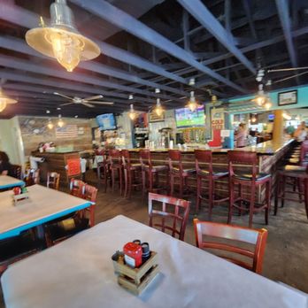 Blue Dog Bar & Grill - Bars Near Me - Matlacha, Florida