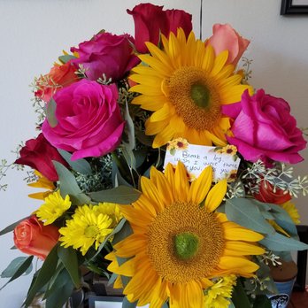 Casa Blanca Flowers - So pretty!!! - Florists Near Me - Oxnard, California Casa Blanca Flowers - So pretty!!! - Florists Near Me - Oxnard, California
