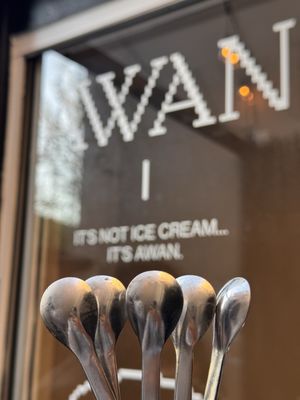 Awan by null
