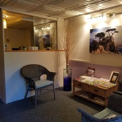 Halcyon Center - The Halcyon Center. Inviting you to experience the best in therapuetic massage.