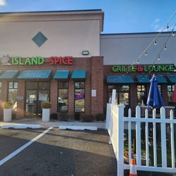 Island Spice Grille & Lounge