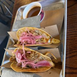 Tacos por favor! Tacos por favor!