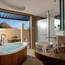 Travel Makers - Secrets Playa Mujeres Resort & Spa Presidential Suite