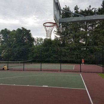 Wellington Park - basketball and tennis court - Parks Near Me - Newton, Massachusetts Wellington Park - basketball and tennis court - Parks Near Me - Newton, Massachusetts
