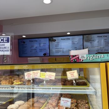 Donut King Waikiki - Donuts Near Me - Honolulu, Hawaii