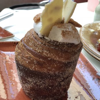 B Bistro + Bakery - Cinnamon Toast Crunch cruffin - Bakeries Near Me - Miami, Florida B Bistro + Bakery - Cinnamon Toast Crunch cruffin - Bakeries Near Me - Miami, Florida