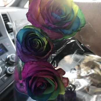 Blooms & Things Florist - Florists Near Me - Angels Camp, California