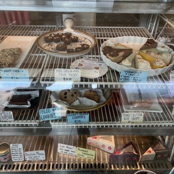 Tiny Moreso - a display case with a variety of desserts - Juice Bars & Smoothies Near Me - Portland, Oregon Tiny Moreso - a display case with a variety of desserts - Juice Bars & Smoothies Near Me - Portland, Oregon