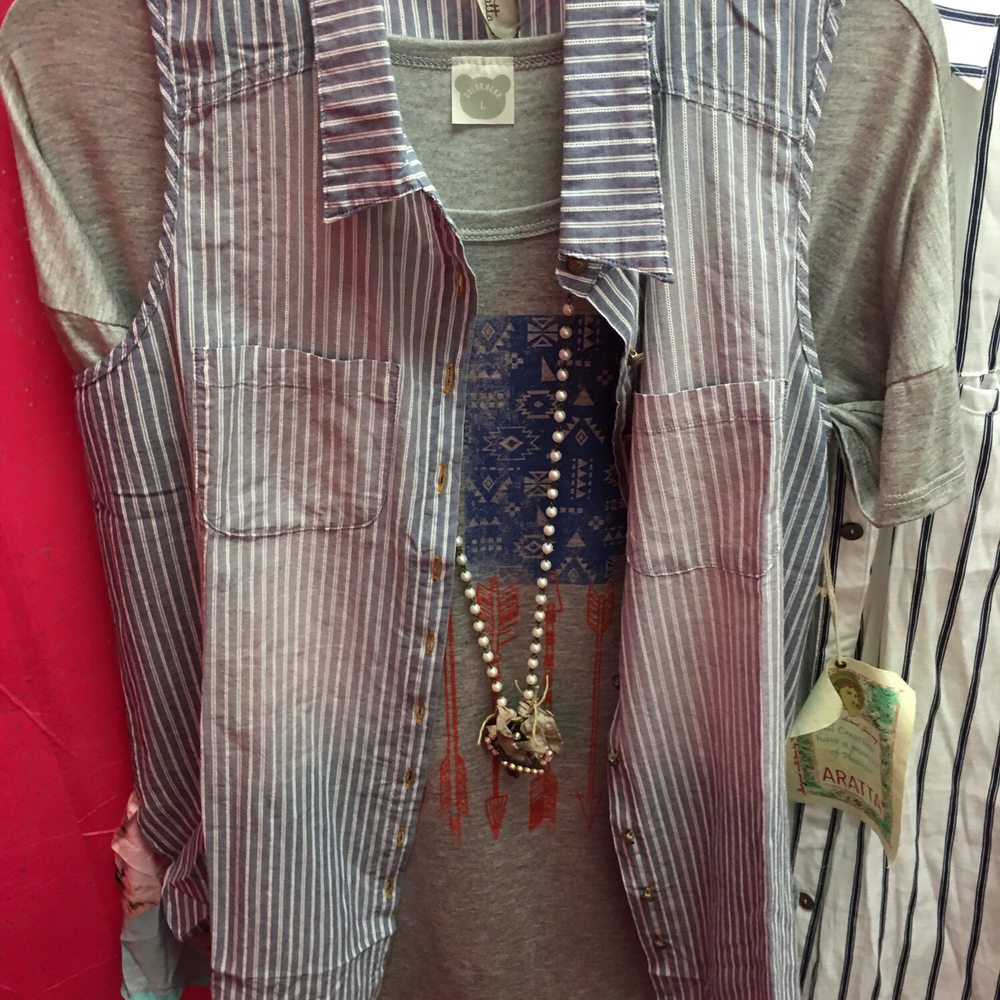 G W Boutique - Great layering looks with vests, tees and lace. - Women's Clothing Near Me - Clovis, New Mexico